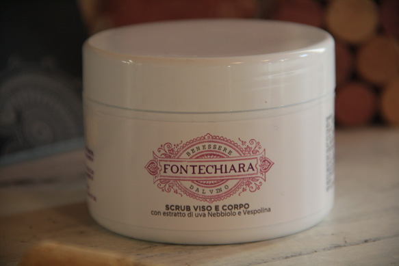 Scrub-Viso-e-Corpo-benessere-dal-vino.jpg