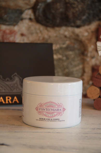 Scrub-viso-e-corpo-Fontechiara.jpg